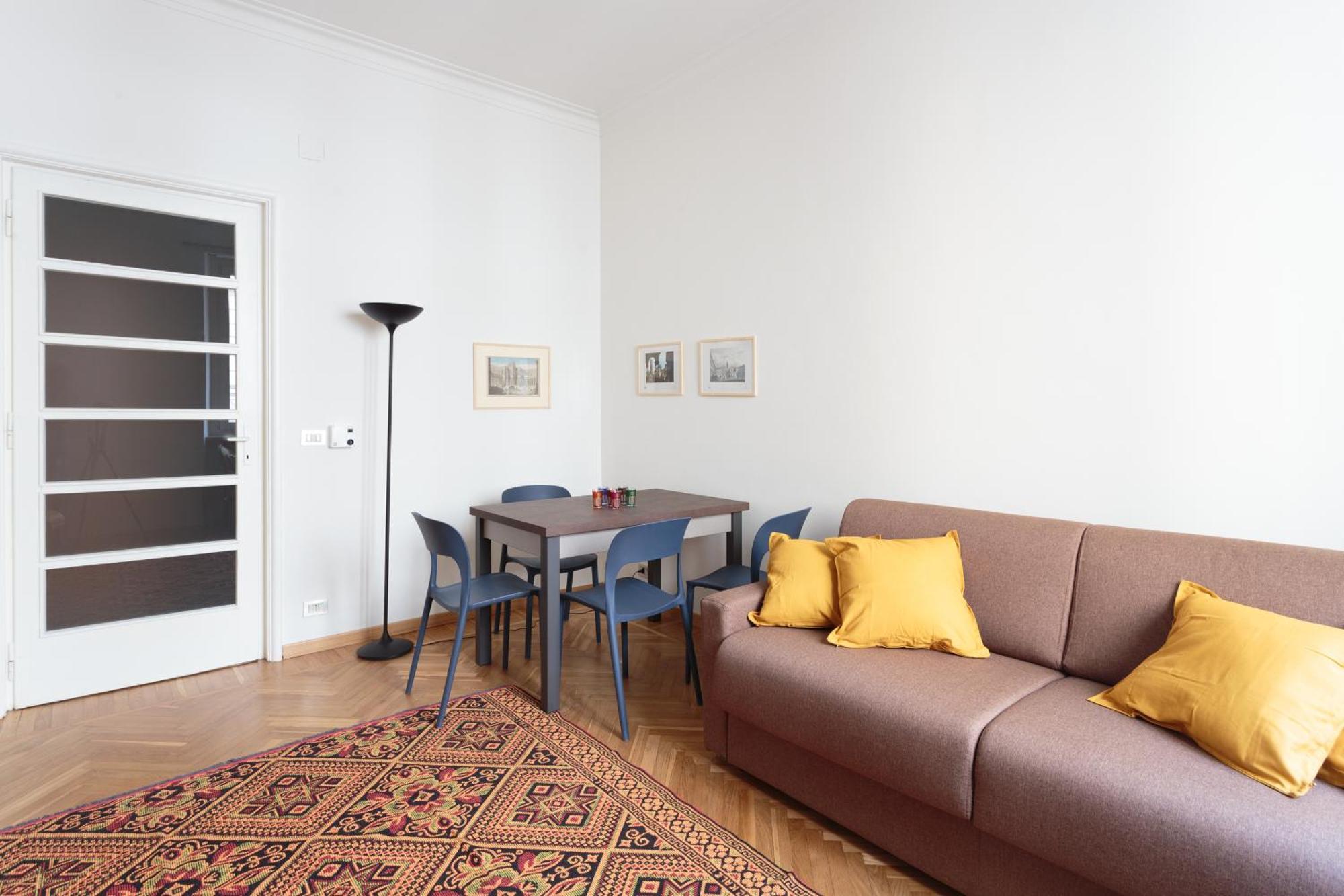 Renovated 3 Bedroom Apartment In The City Center トリノ エクステリア 写真